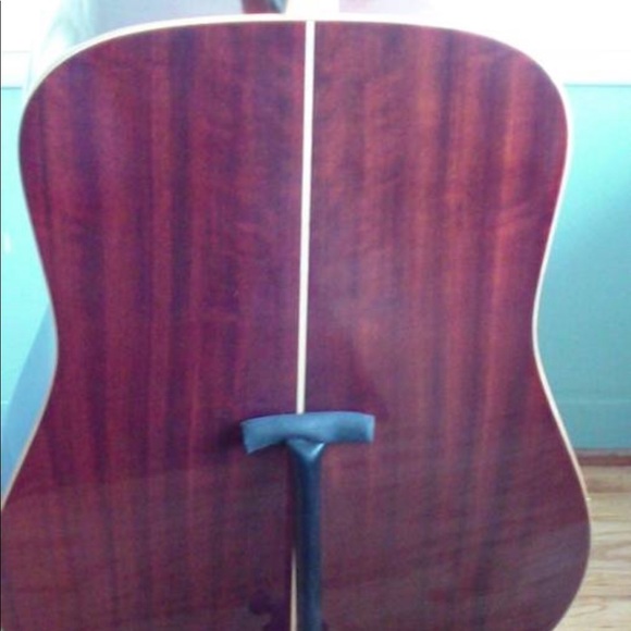 12 string Yamaki guitar (price negotiable) - Picture 4 of 4